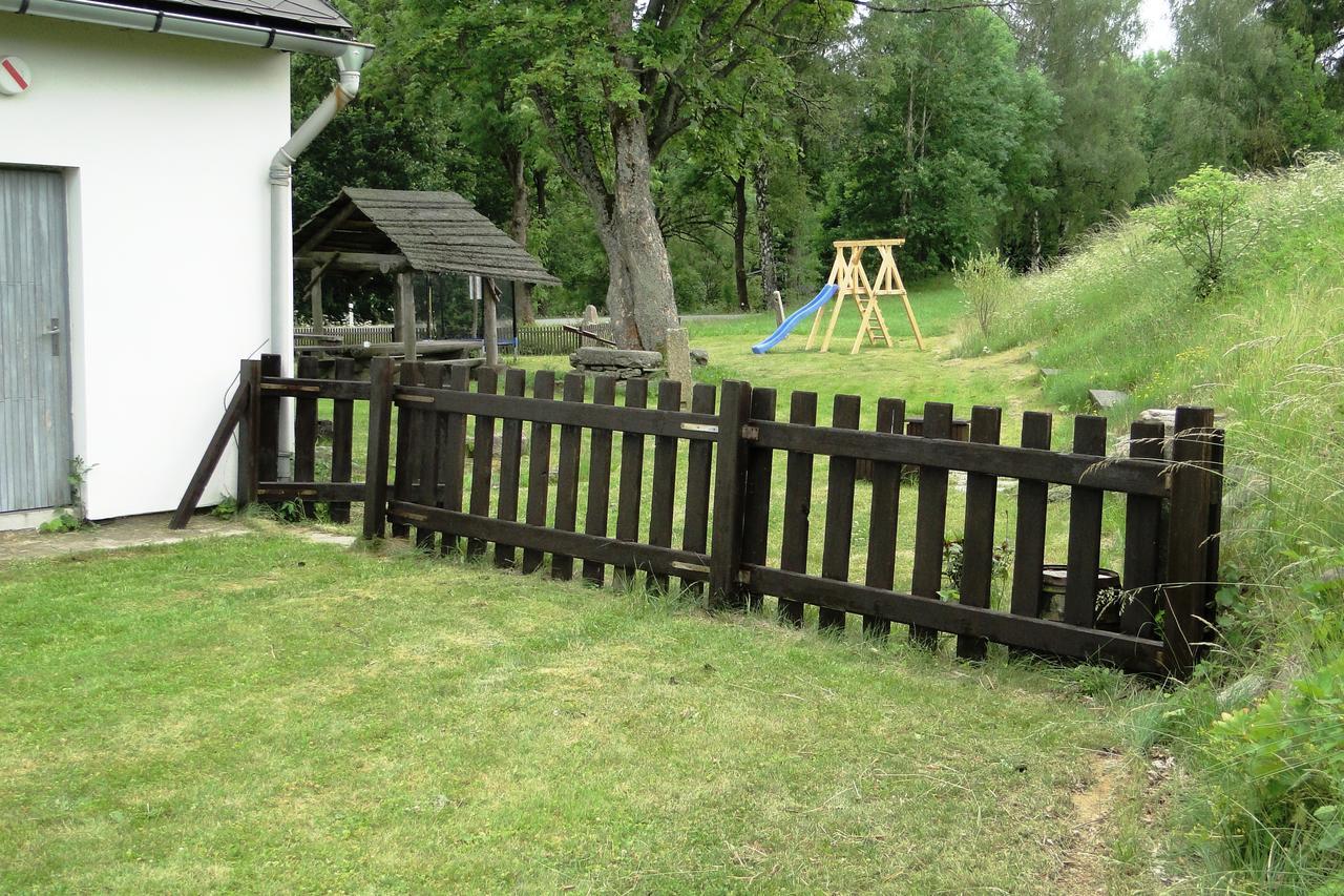 Aparthotel Tradicni Hostinec Sněžné Zewnętrze zdjęcie